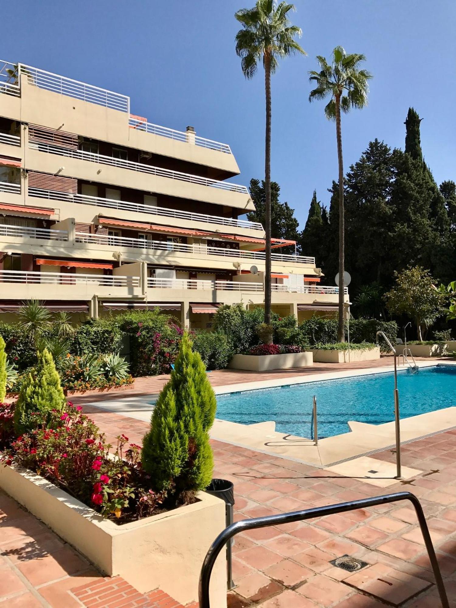 Apartamento Al Parque Marbella, Cerca De Mar Y Centro De Марбеля Екстериор снимка